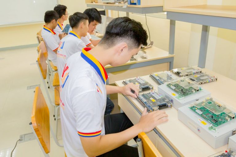 VKU chính thức công bố tuyển sinh đào tạo kỹ sư thiết kế vi mạch