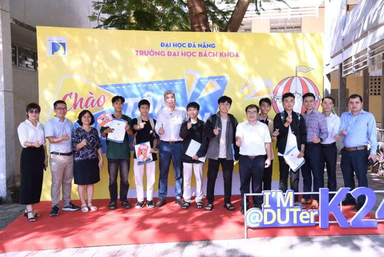 Tân sinh viên khóa tuyển sinh năm 2024 của trường Đại học Bách khoa, Đại học Đà Nẵng, chính thức nhập học