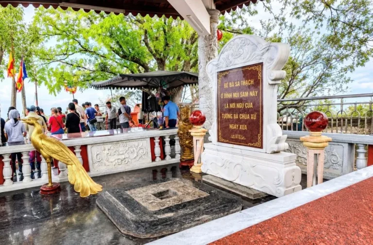 Linh khí Núi Sam: Từ lễ hội dân gian đến di sản của nhân loại