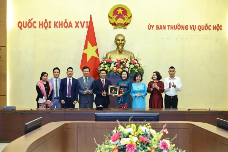 SEARAV – Khơi thông nguồn lực Trí thức và Doanh nghiệp vì một Việt Nam thịnh vượng trong lòng ASEAN