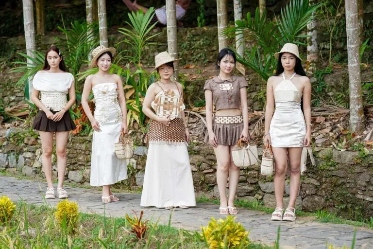 Bài 2: Thổi hồn – Làm đẹp cho tấm mo Cau quê mùa thô tháp